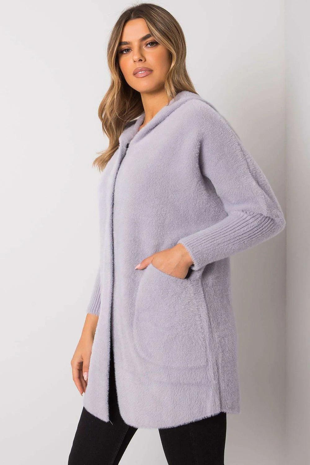 manteau femme mi long oversize droite ample maille pelucheuse lilas pâle angora laine viscose polyester col discret poches plaquées