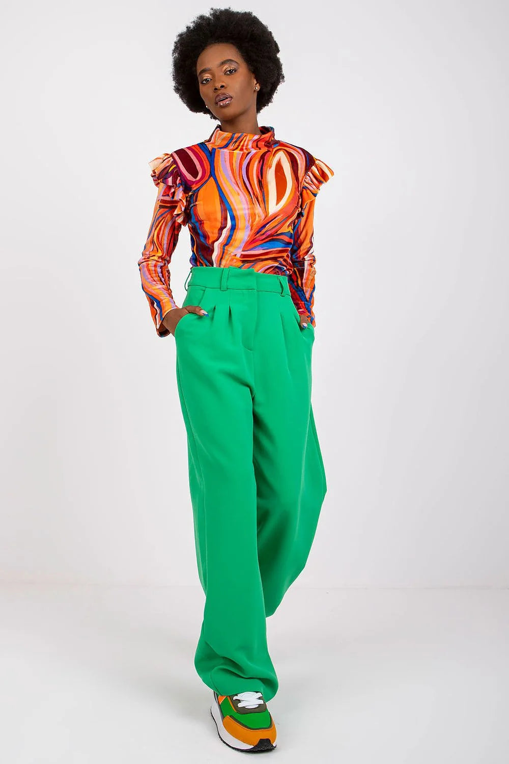 Ensemble chemisier multicolore et pantalon large polyester élasthanne moderne élégant pour femmes audacieuses tendance