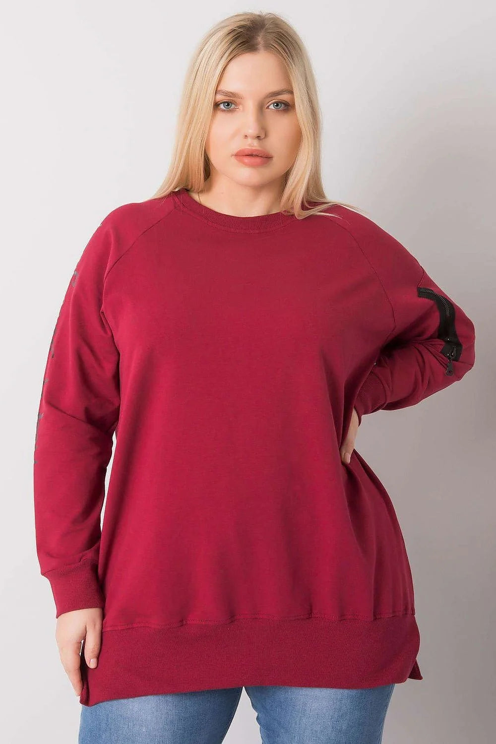 Sweatshirt ample en coton bordeaux décontracté streetwear avec poche zippée et inscription originale femme