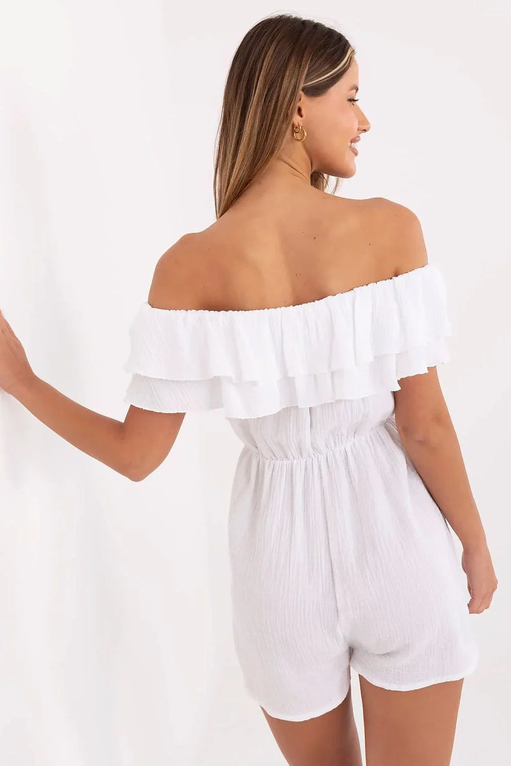 Combinaison estivale pour femme en mousseline sans manches épaules nues volants décolleté espagnol taille élastiquée