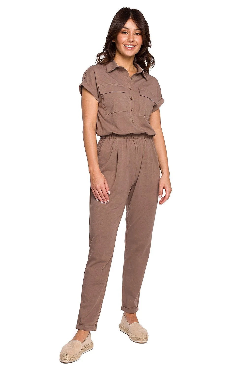 Combinaison pantalon kaki style safari décontracté, confortable et élégante pour femmes modernes en coton