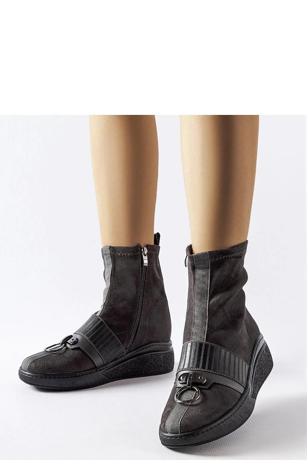 Bottes cothurnes Solea design moderne élégant coupe montante cheville talons compensés confortables matières luxueuses polyvalent femmes