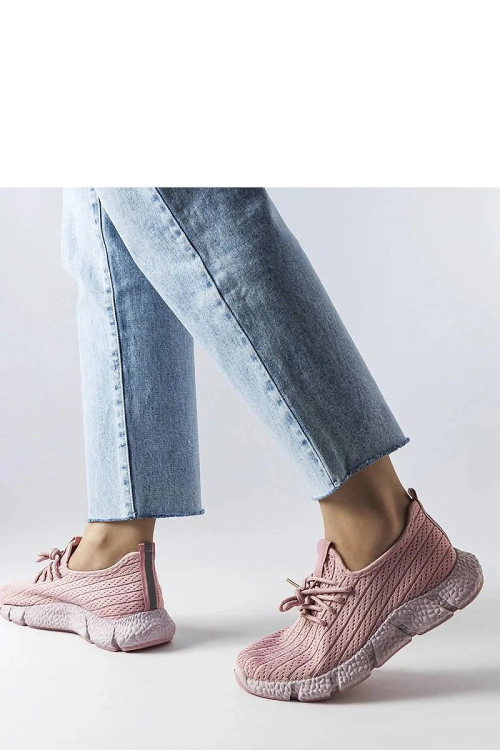 Baskets pour femmes design moderne style chunky couleur rose pâle maille respirante semelle épaisse lacets assortis coupe basse occasion décontractée