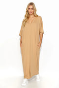 Robe de jour Makadamia longue maille légère décolleté V manches courtes poches beige camel femme été