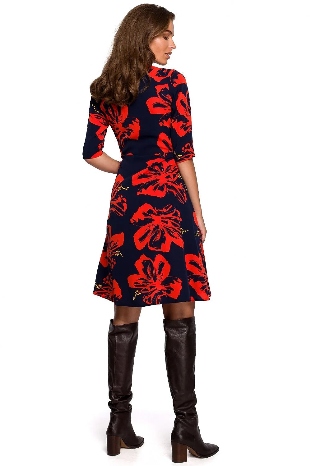 Robe féminine en polyester élégante fleurs rouges et bleue marine manches trois-quarts ajustable