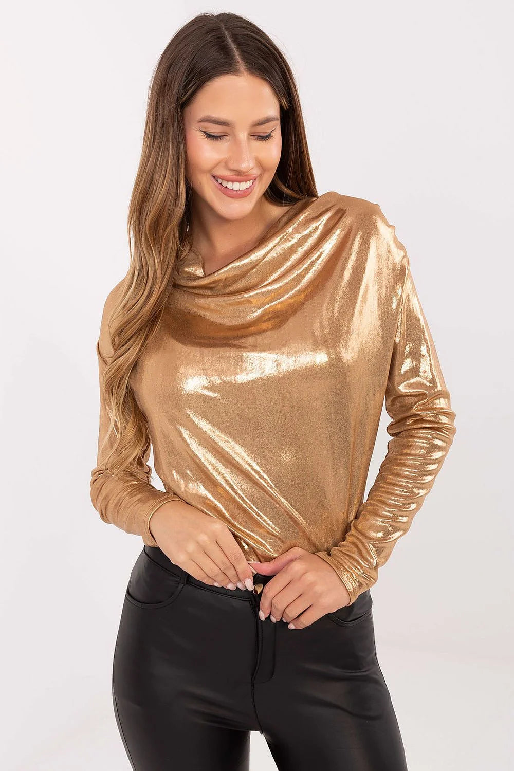 chemisier manches longues col bénitier lamé doré métallisé fluide oversize drapé brillant stretch polyester viscose plis décoratifs raffiné élégant soirée