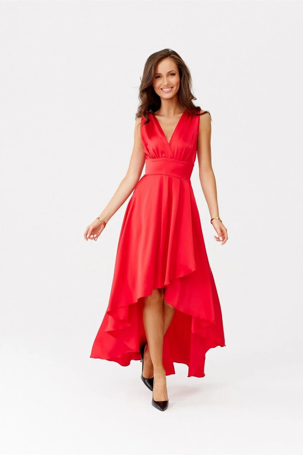 Robe de soirée élégante longue sans manches encolure en V coupe asymétrique couleur rouge vif taille ajustable femme