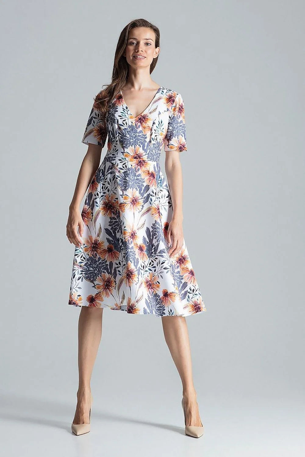 robe midi femme rouge vif décolleté V manches courtes taille cintrée princesse jupe évasée tissu structuré polyester élégant cocktail