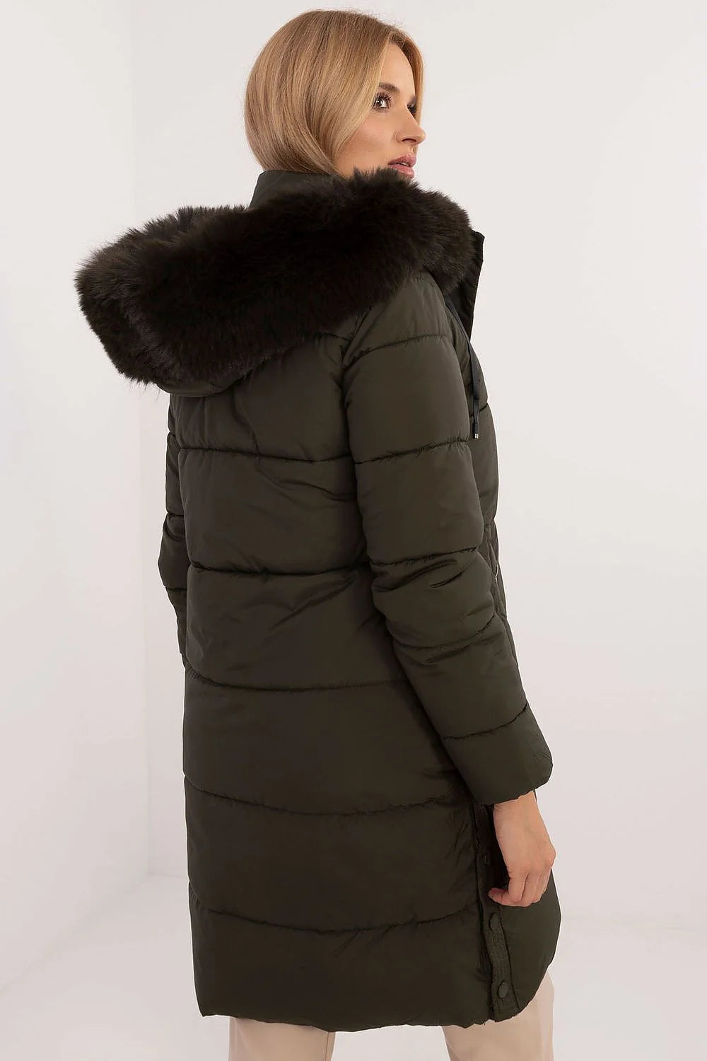 Veste d'hiver matelassée longue pour femme vert kaki, capuche amovible fourrure, doublure à carreaux, fermeture éclair métal, poches extérieures, style urbain décontracté