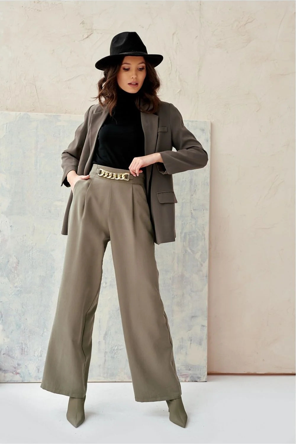 Pantalon femme Roco Fashion à jambes larges, chaînes dorées, tissu haute qualité, taille haute, ceinture intégrée, polyester-viscose, élégance et confort