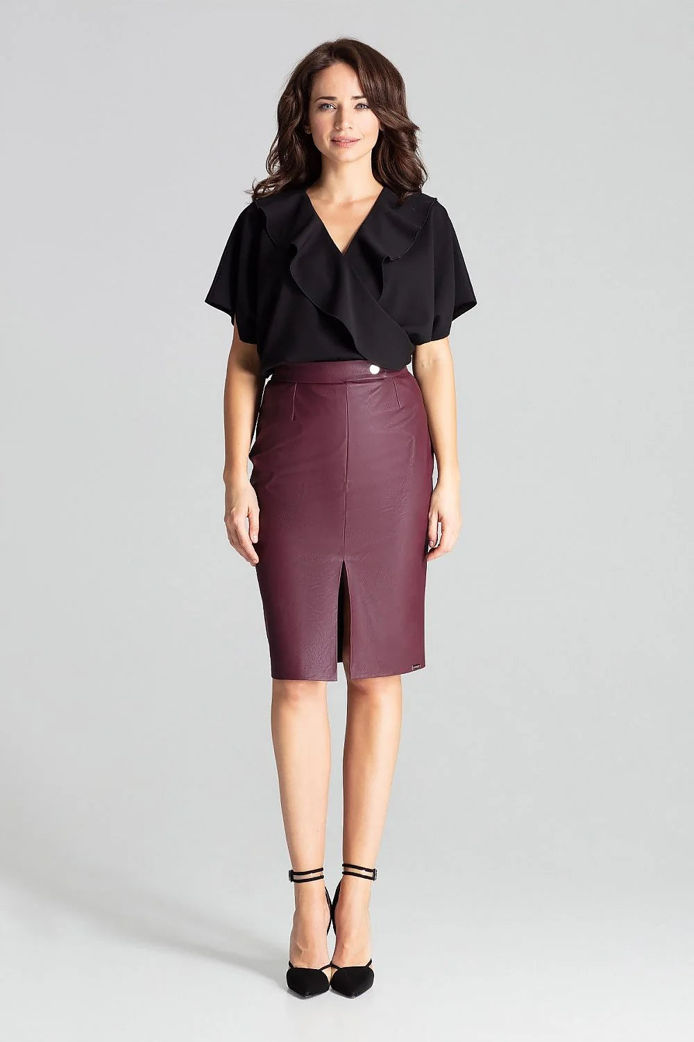 Body lingerie femme élégant gris perle fluide volants décolleté V croisé ajusté manches courtes évasées pression