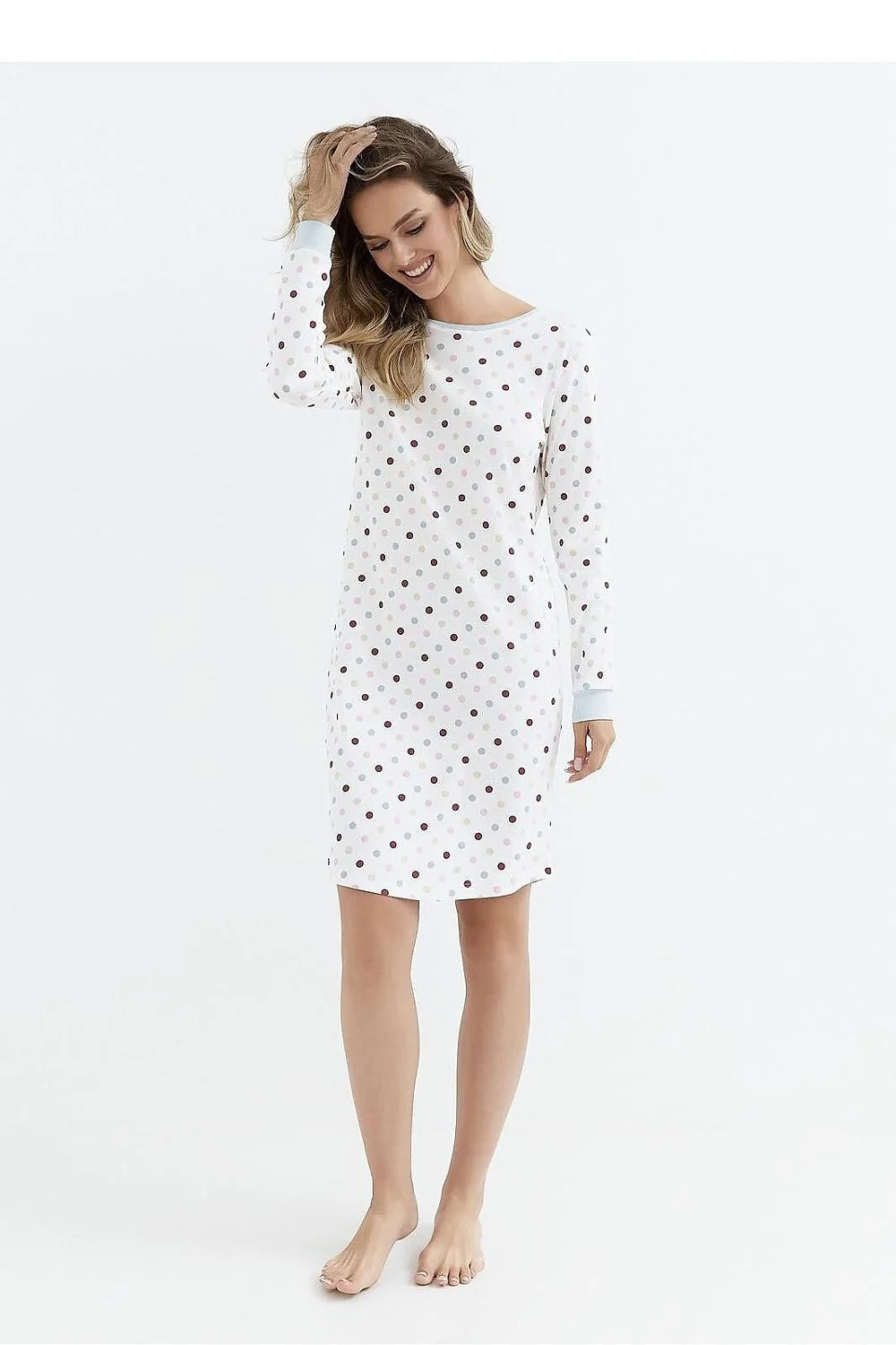 Chemise de nuit Cana en coton doux manches longues encolure ronde motifs pois multicolores femme