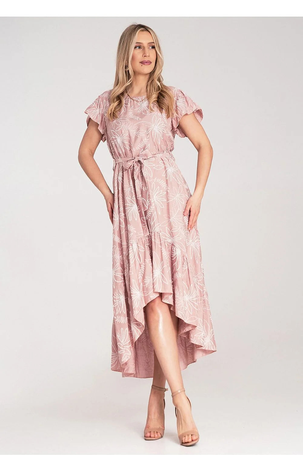 Robe de jour Figl robe bohème-chic rose pâle motifs floraux blancs tissu léger manches volants ceinture assortie taille ajustable