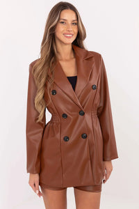 Trench Coat Élégant pour Femme Longue en Simili Cuir Brun Caramel Coupe Ajustée Double Boutonnage Occasions Formelles et Casuals