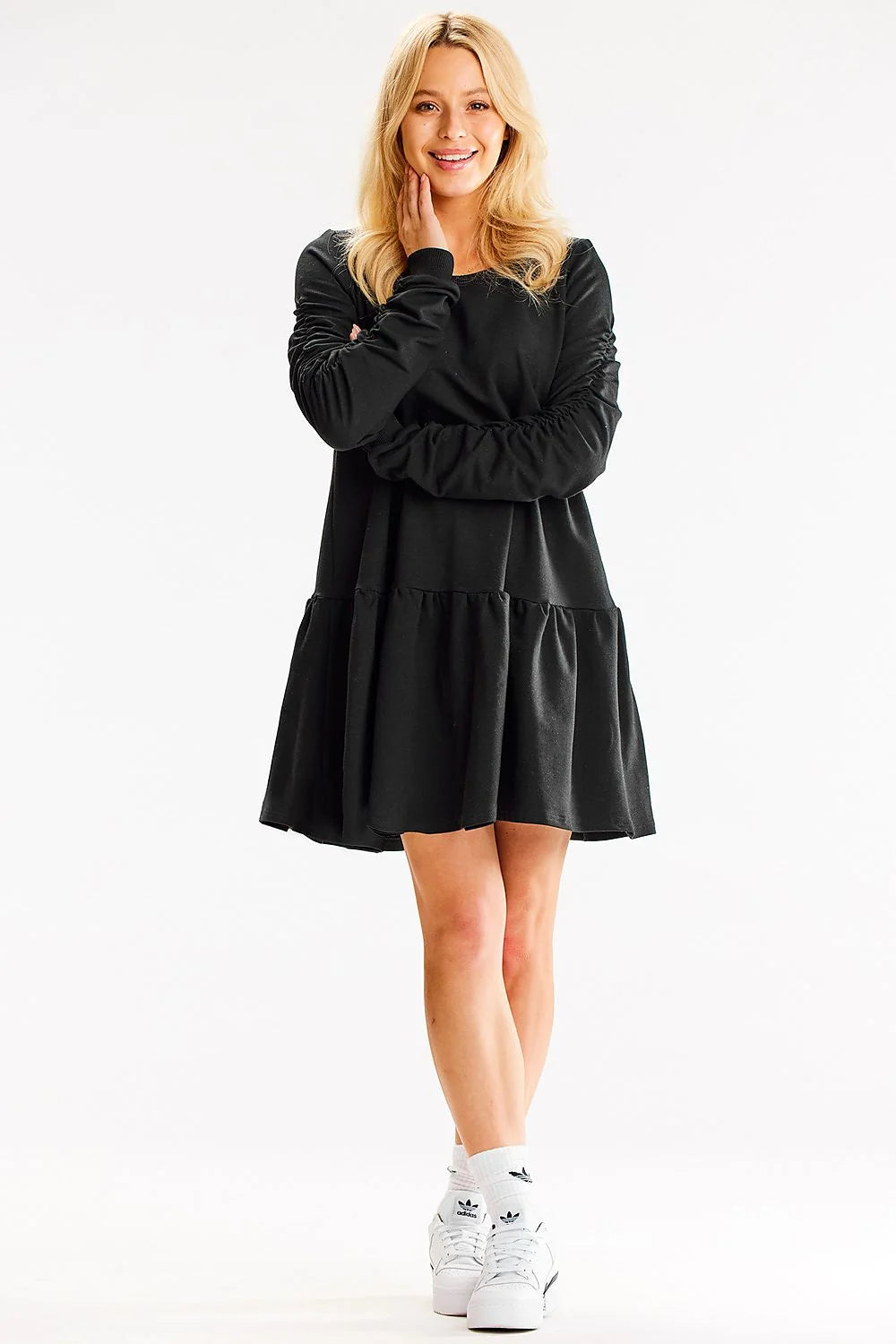 Robe de jour élégante moderne noire manches longues fronces en coton femme taille ajustable coupe trapèze