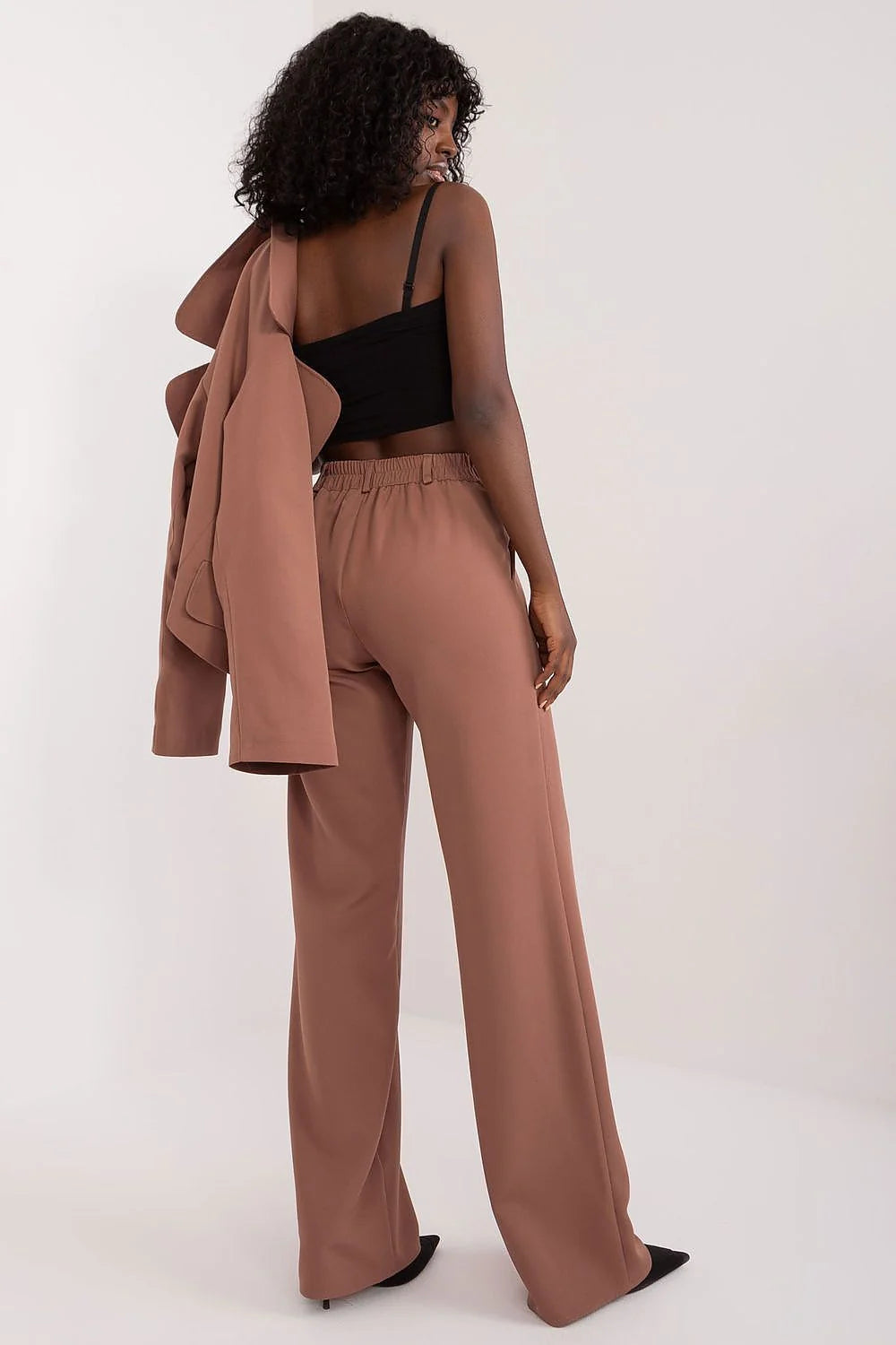 pantalon long Lakerta taille haute jambes larges crêpe structuré polyester élasthanne terracotta vieuxrose marron épuré chic office soirée confortable premium