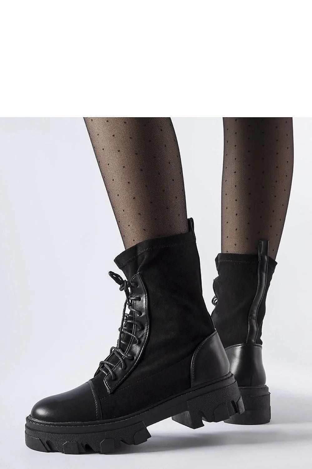 Bottines femme style combat boots cuir similicuir suédine noire tige haute cheville robuste semelle caoutchouc crantée lacets ajustables occasion quotidienne hivernale