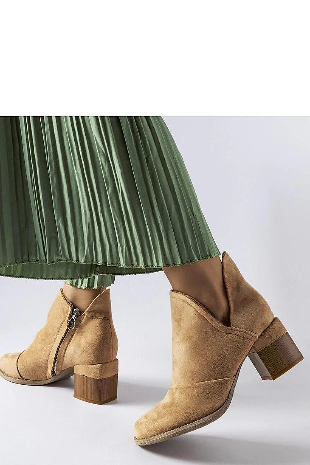 Bottines beiges femmes tige irrégulière talons moyens Busson fermeture éclair daim confortables style intemporel polyvalentes