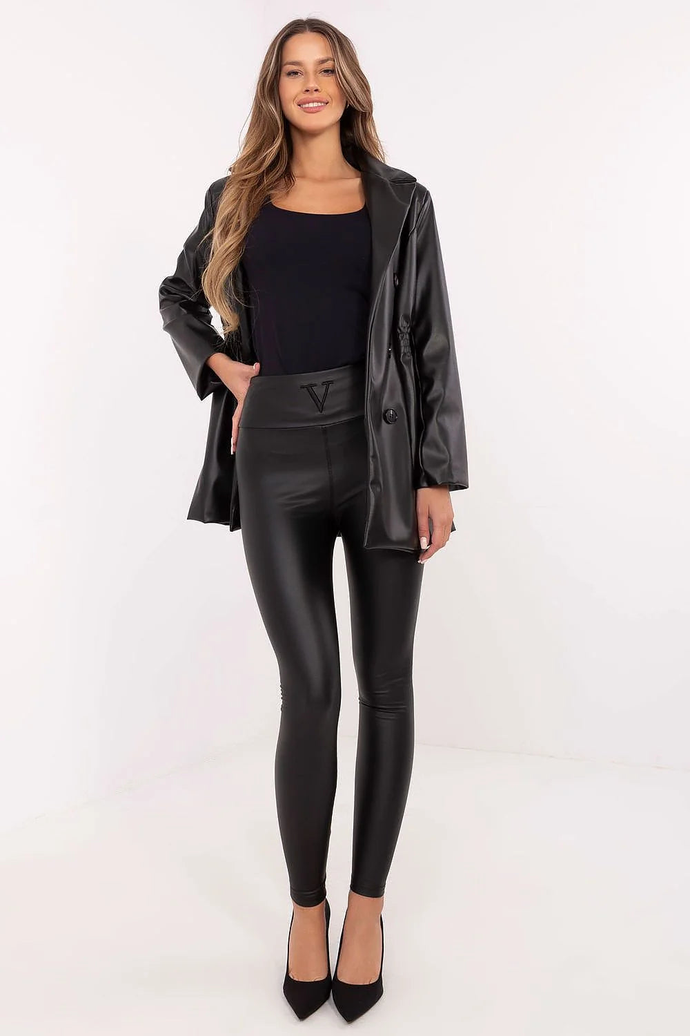 Ensemble mode femme veste longue similicuir noir haut col rond leggings taille haute escarpins pointu