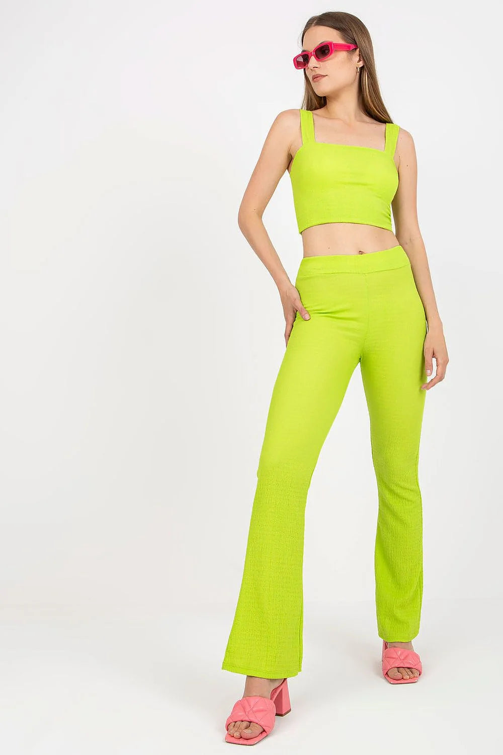 Ensemble moderne pour femme rose vif débardeur ajusté pantalon taille haute jambes larges élasthanne polyester chic casual