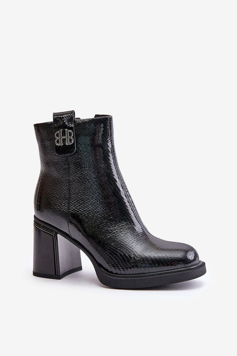 Bottines Vinceza en cuir verni noir talon carré logo métal cheville femme élégance polyvalence mode automne hiver