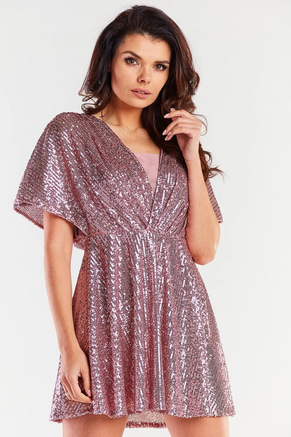 Robe de soirée élégante courte dos nu déchirure manches amples évasée paillettes rose métallique femme