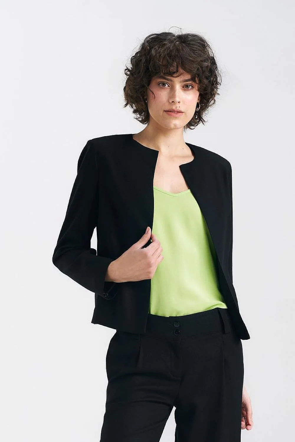 Blazer femme élégant noir profond viscose lin coton coupe carrée taille régulière occasion professionnelle