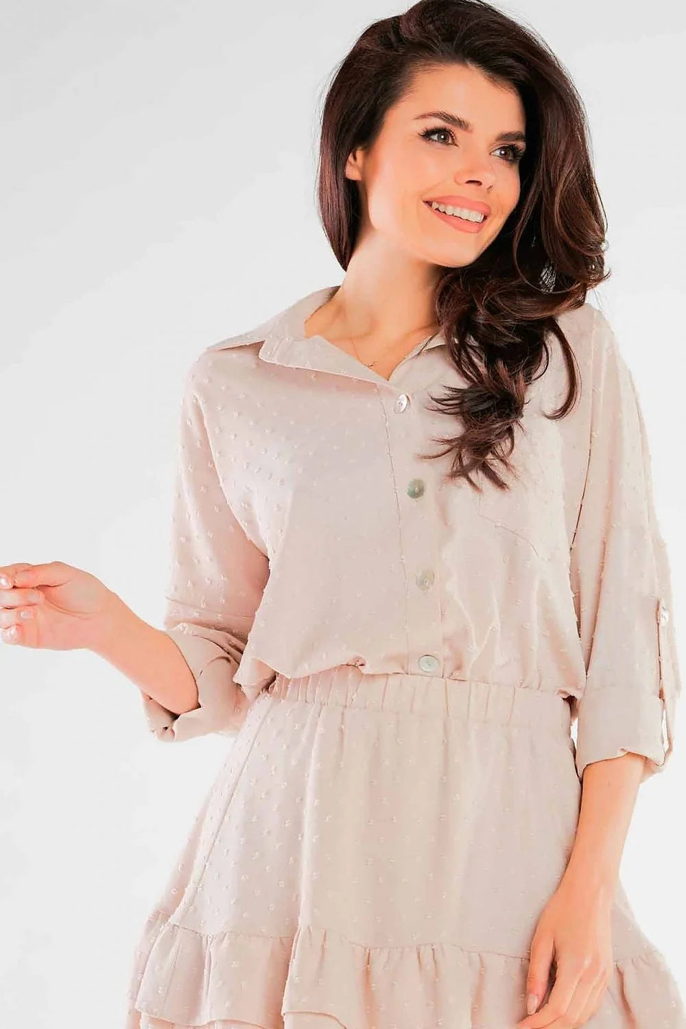 Ensemble chemise et jupe awama élégant en polyester et élasthanne rose pâle motifs pois brodés manches longues revers col femme