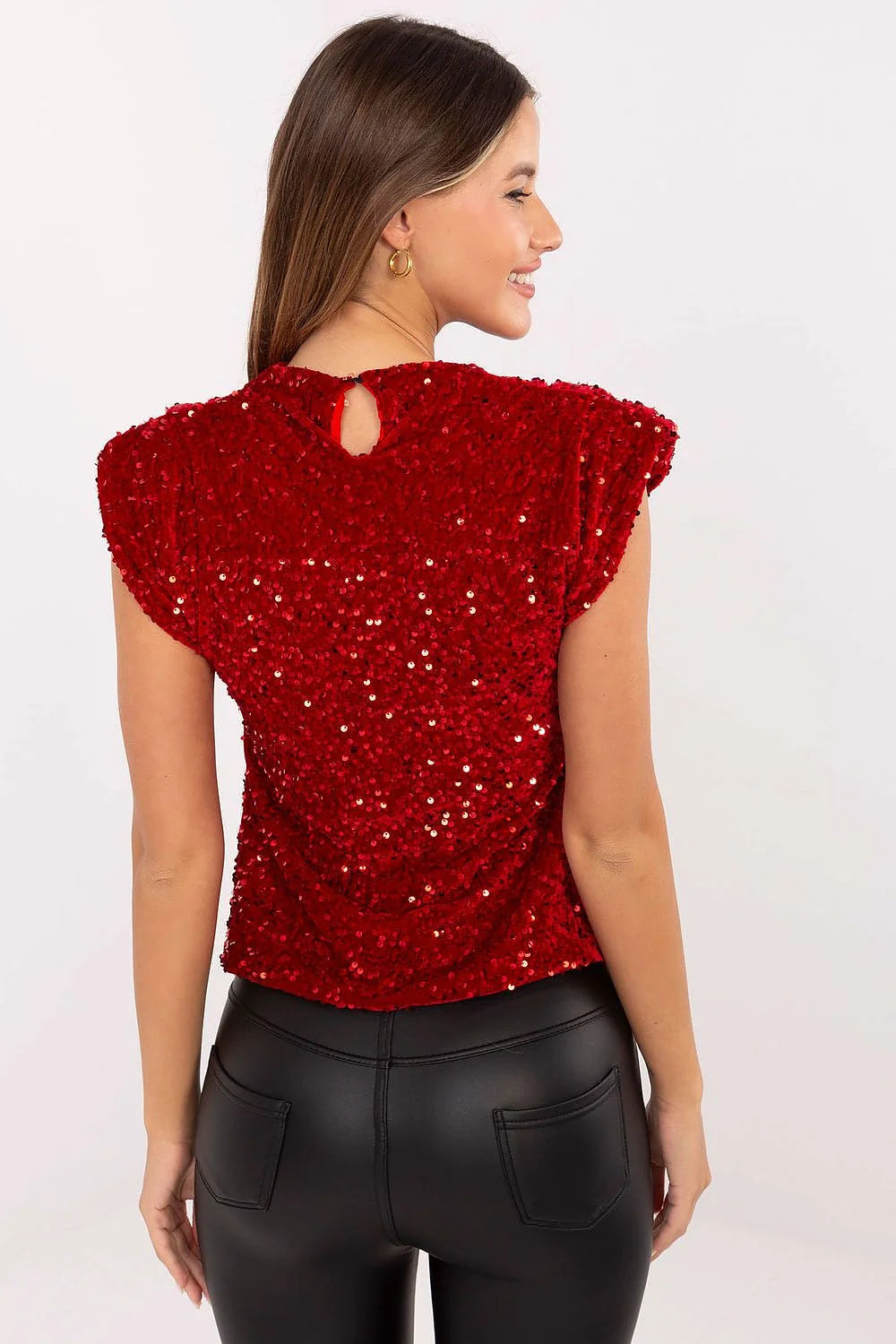 chemisier paillettes rouge scintillant viscose polyester doublé épaules structurées épaulettes cousues encolure ronde sansmanches coupe cintrée longueur taille