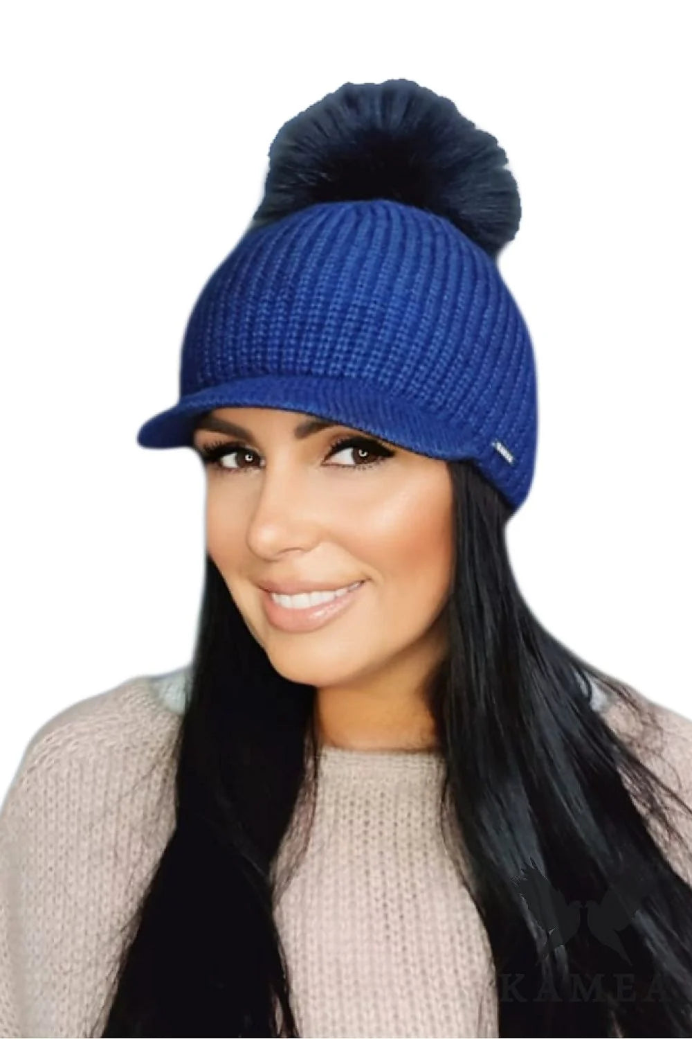 Bonnet d'hiver pour femme style moderne visière bleu marine pompon laine mohair isolation thermique confort froid