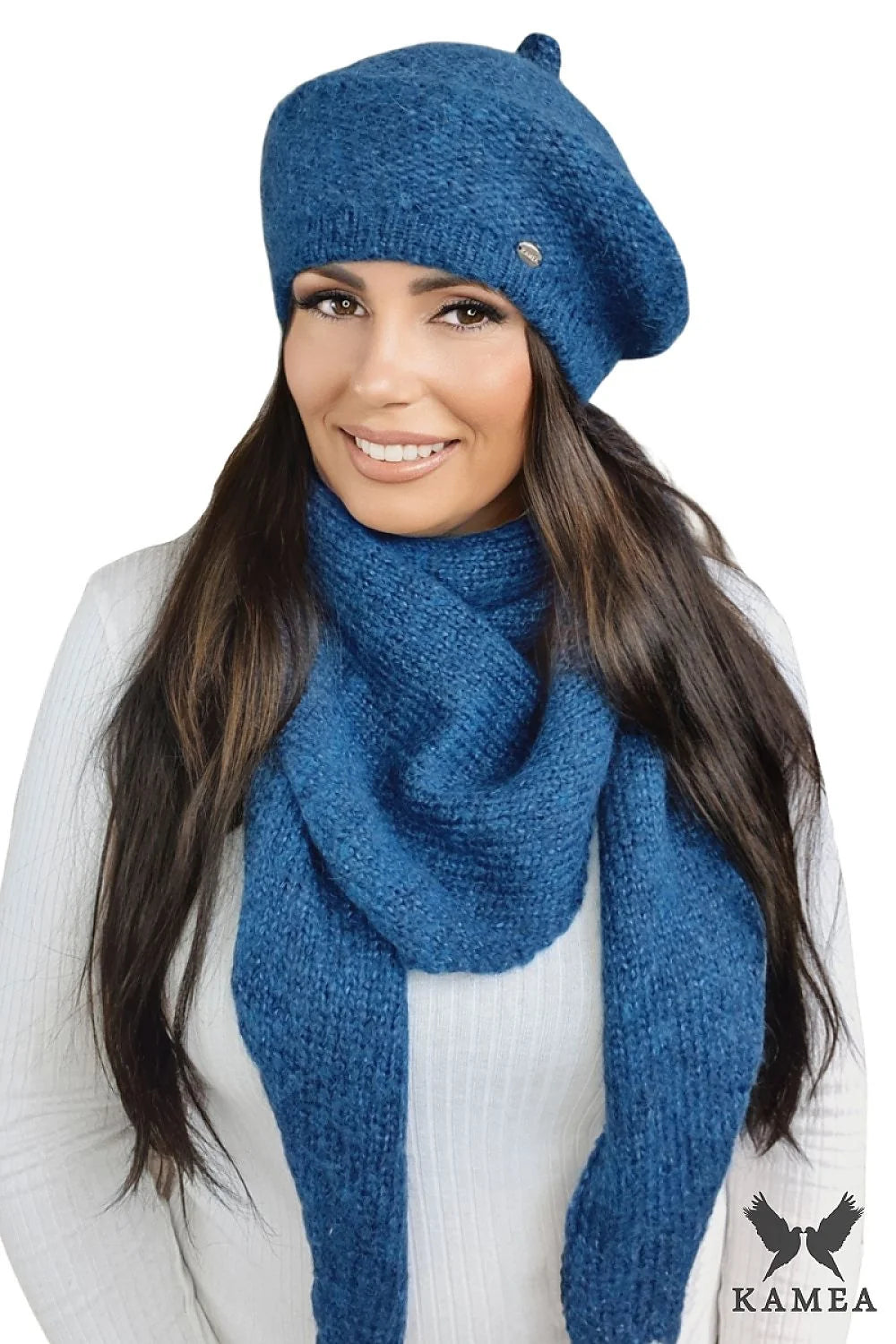 Béret d'hiver pour femme Kamea en bleu profond, laine mérinos, doublé polaire, style classique, accessoire chic et confortable