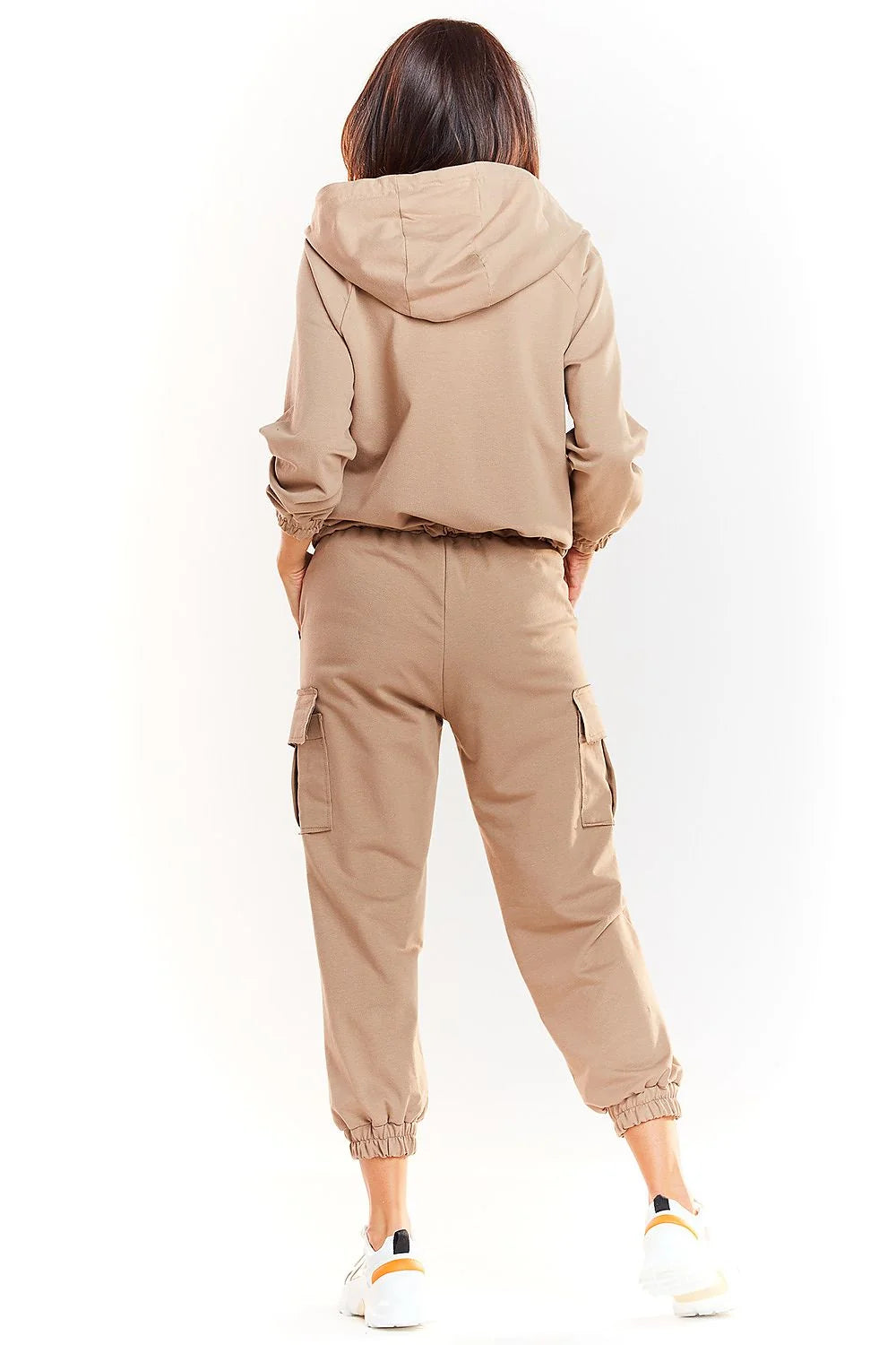 Survêtement coton beige style décontracté sportif veste capuche pantalon cargo confort femme moderne