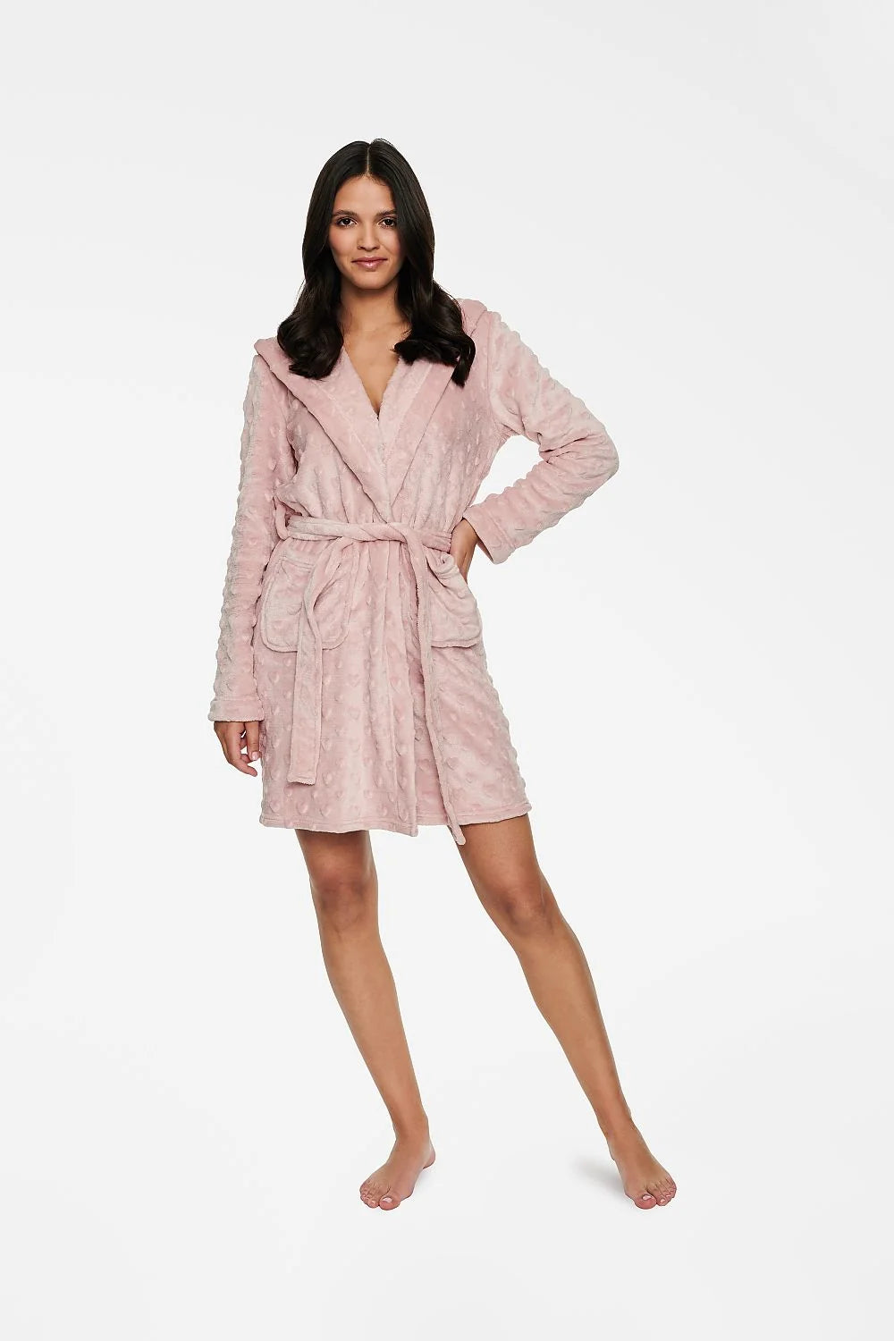 Peignoir Henderson en peluche motif cœur, style élégant, longueur genoux, ceinture incluse, poches latérales, polyester 100%, femmes