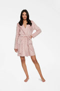 Peignoir Henderson en peluche motif cœur, style élégant, longueur genoux, ceinture incluse, poches latérales, polyester 100%, femmes