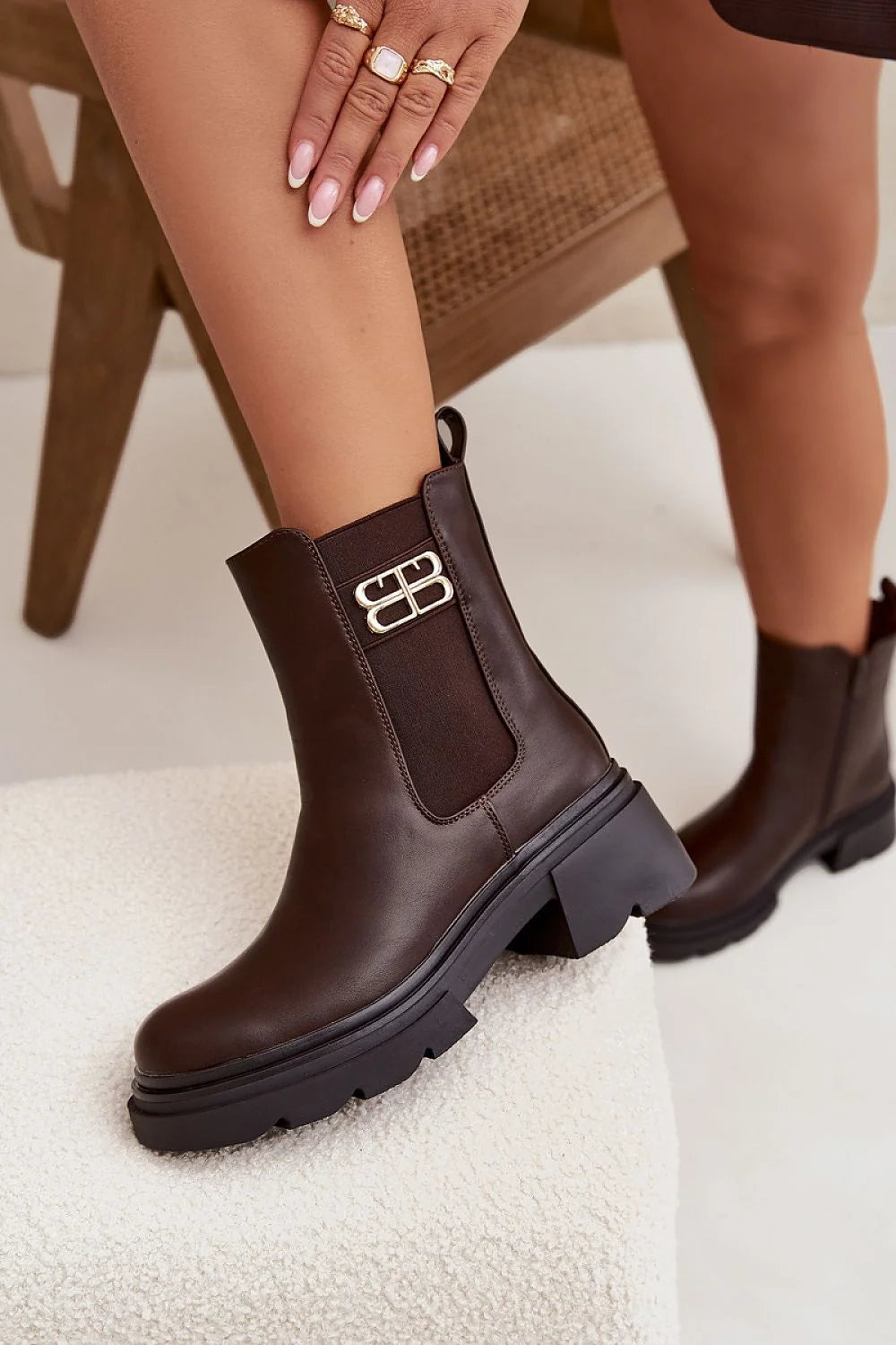 bottines Chelsea femme simili cuir marron foncé tige mi mollet doublure fourrure synthétique fermeture éclair talon bloc 5cm