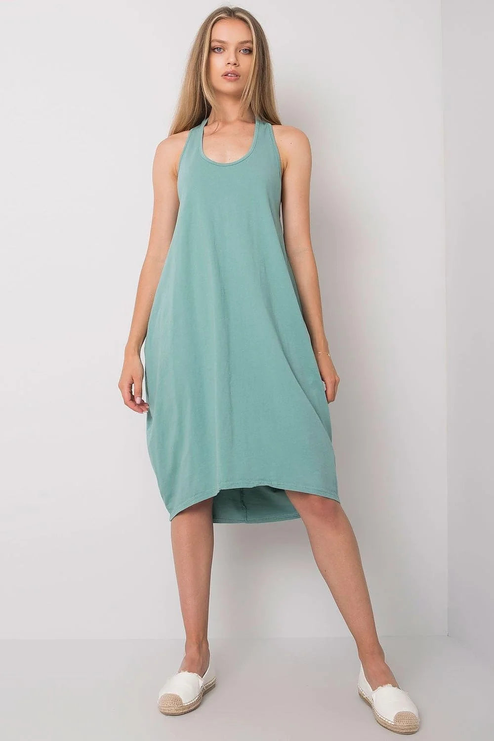 Robe de jour style décontracté été sans manches coupe trapèze longueur genou coton vert menthe femme polyvalente