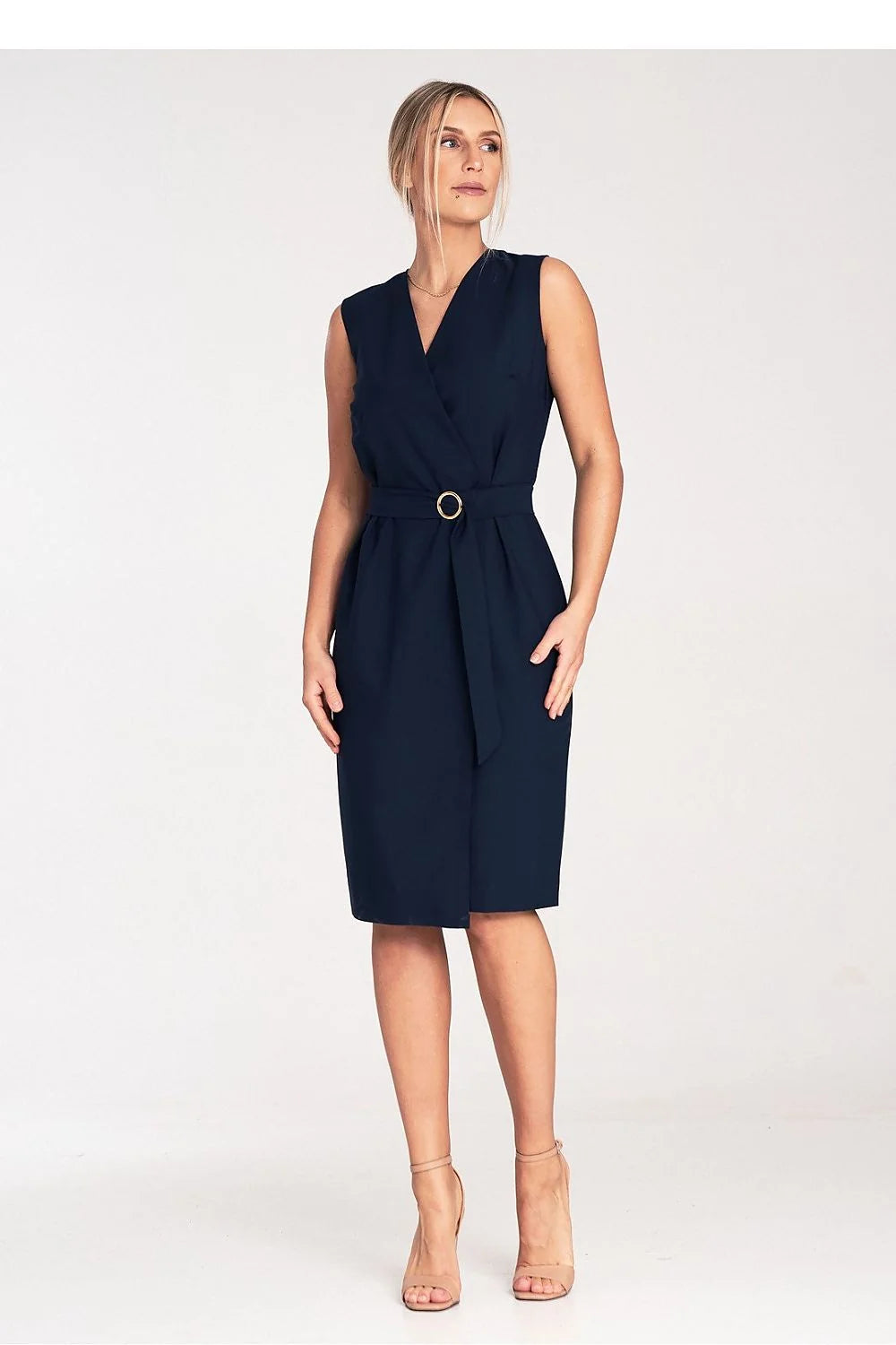 Robe de jour élégante sans manches en polyester et viscose, portefeuille, ceinture ton sur ton, boucle dorée, couleur marine, ajustée à la taille, pour femmes