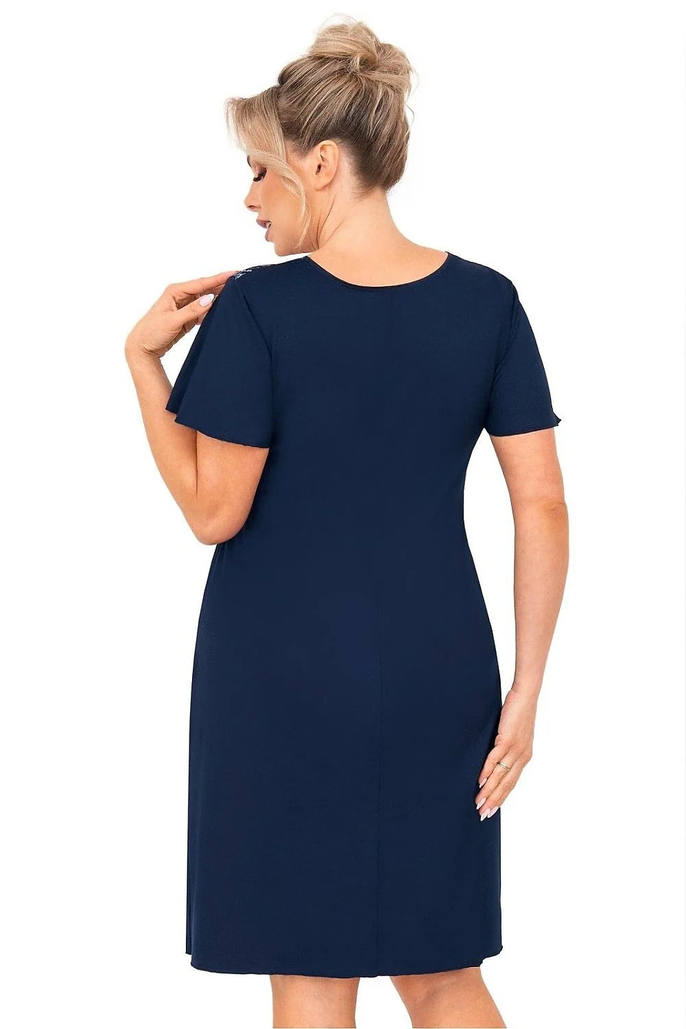 Chemise de nuit plus size empire waist short sleeves lace navy blue floral motif breathable viscose soft fit comfortable women