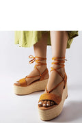 espadrille boho chic compensée plateforme haute orteils nus orange vif tressé bride large lanières croisées lacets cheville semelle jute beige