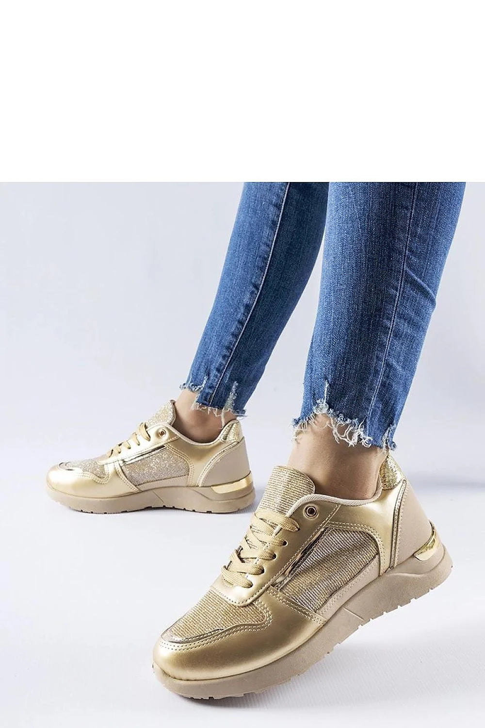 baskets dorées femme basses simili cuir métallisé mesh brillant lacets œillets métalliques semelle compensée caoutchouc amortissante confortable maintien réglable