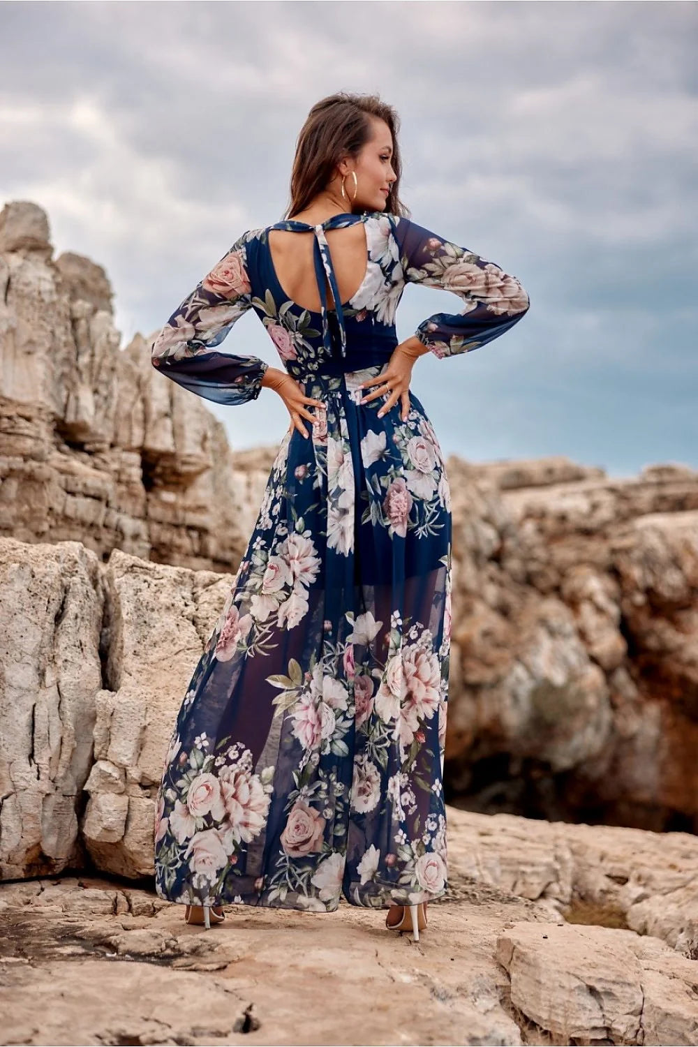 Robe de jour élégante Roco Fashion longue manches longues transparentes encolure V motifs floraux bleu marine femmes