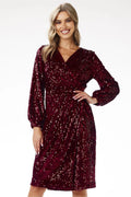 Robe de soirée élégante en velours bordeaux paillettes manches longues décolleté V croisé taille ajustable femme