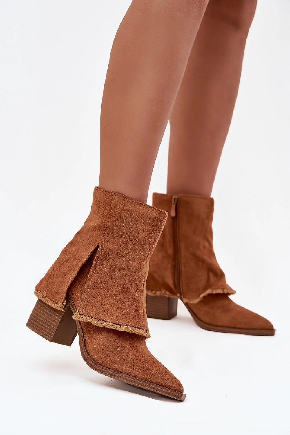 bottines femme suédé écologique cognac tige repliée cheville bout pointu talon pilier neuf centimètres stable zippée volant effiloché