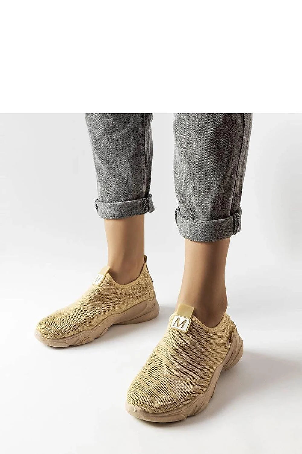 Chaussures de sport pour femmes design moderne épuré couleur beige sable tige en maille respirante semelle caoutchouc légère absorption chocs