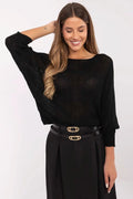 ensemble féminin élégant noir maille fine semitransparent oversize manches chauvesouris encolure bateau jupe taille haute double ceinture cuir boucles dorées