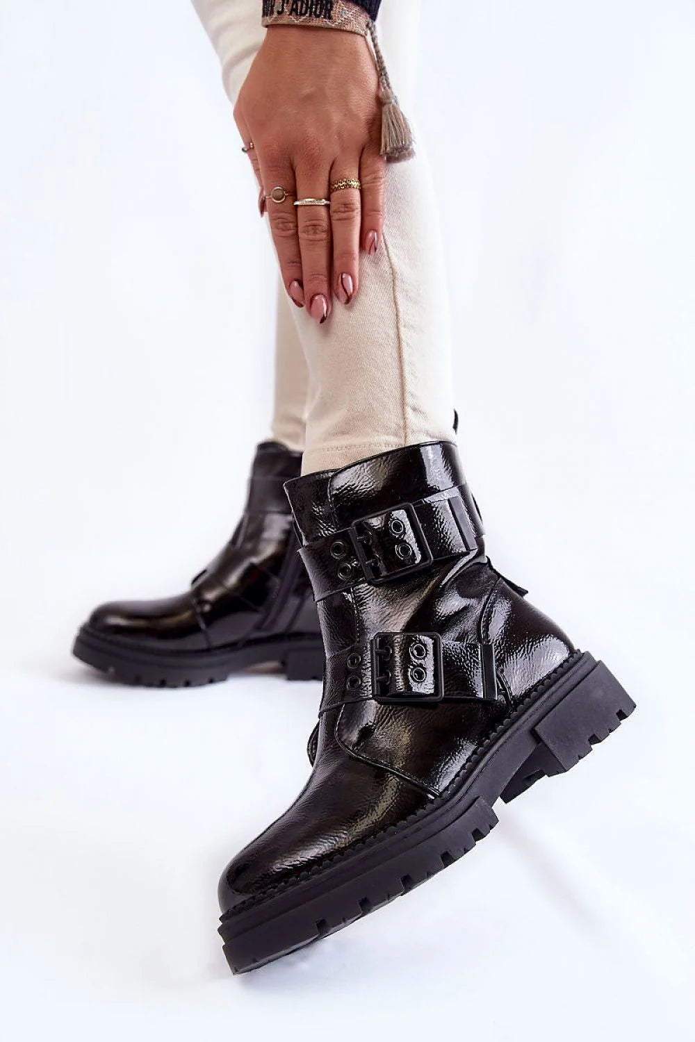 Bottes Step in style : Bottines mode audacieuse cuir verni noir talon rigide fermeture éclair femme