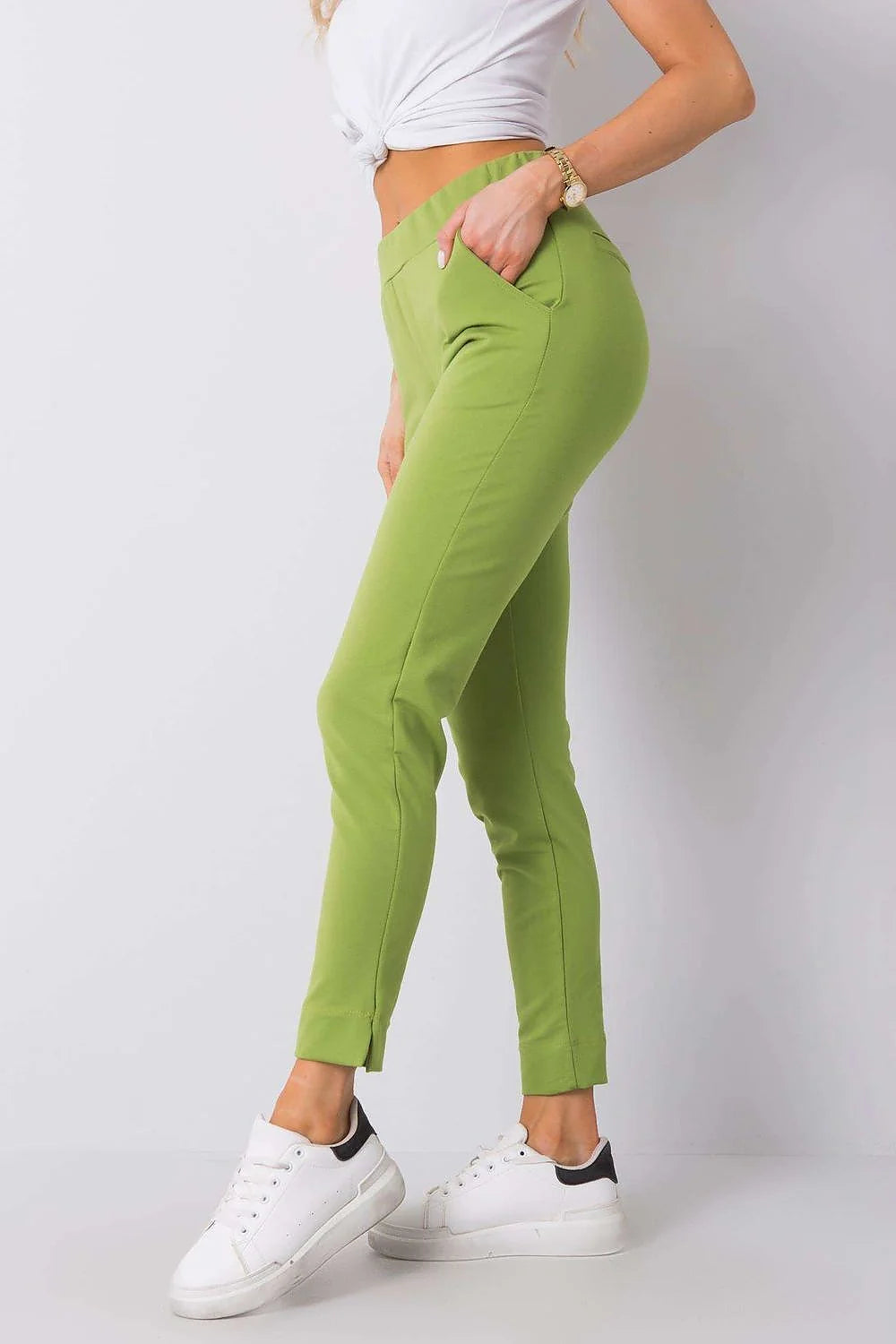 pantalon survêtement femme vert éclatant slim taille haute coton stretch doux extensible ceinture large coutures avant poches latérales ourlets fendus