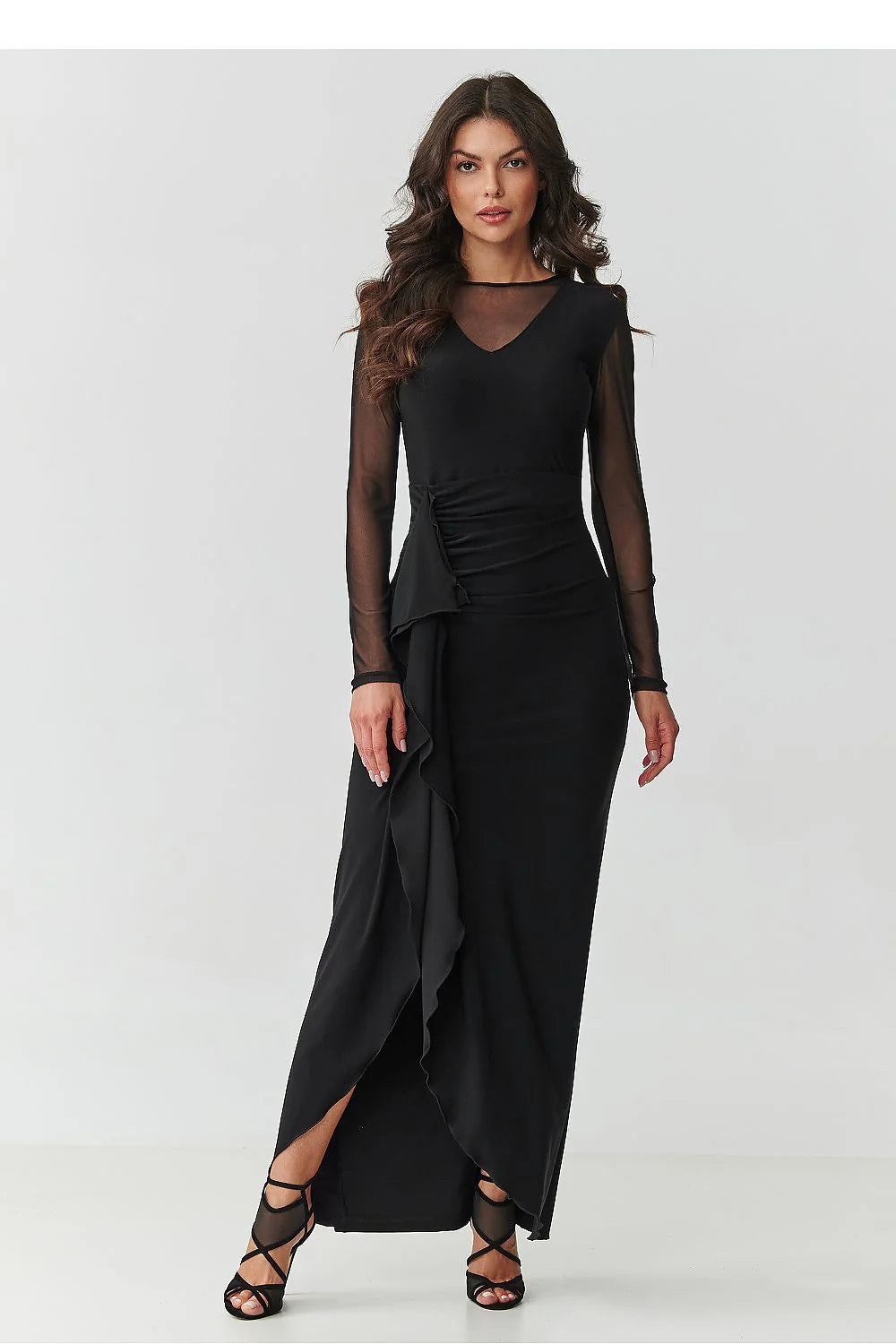 robe longue noire soirée maxi élégante féminine tulle transparent col V manches longues ajustée taille froncée drapé asymétrique fente avant