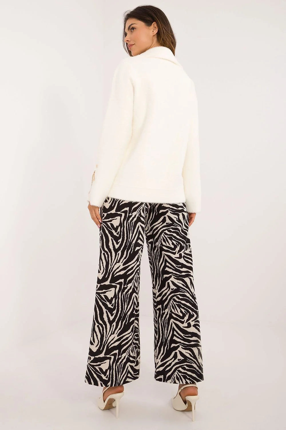 Veste élégante pour femme en mélange de laine longues manches blanche cassée poches zippées modernes occasionnels formelles