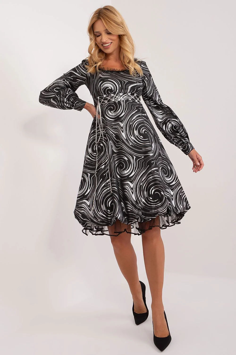 Robe de soirée élégante longueur genou manches longues tissu léger motifs modernes Polyester femme